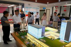 人民银行总行领导一行对方阵进行调研工作